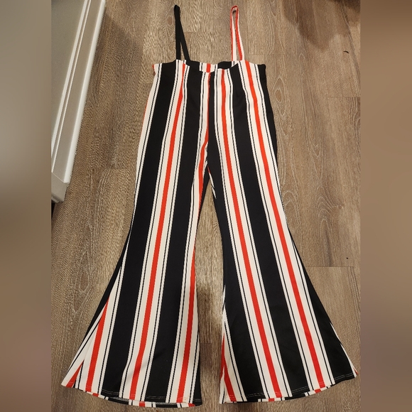 Women's jumpsuit - Picture 9 of 9